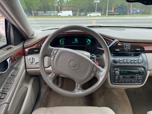 Cadillac DeVille Sedan 2002