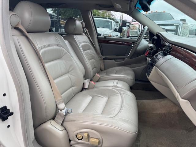 Cadillac DeVille Sedan 2002