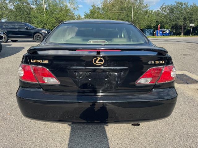 Lexus ES 300 Sedan 2003