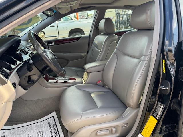 Lexus ES 300 Sedan 2003