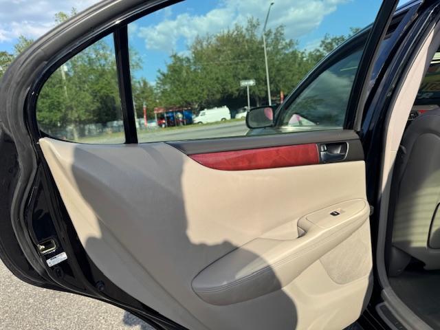 Lexus ES 300 Sedan 2003