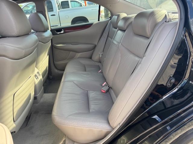 Lexus ES 300 Sedan 2003