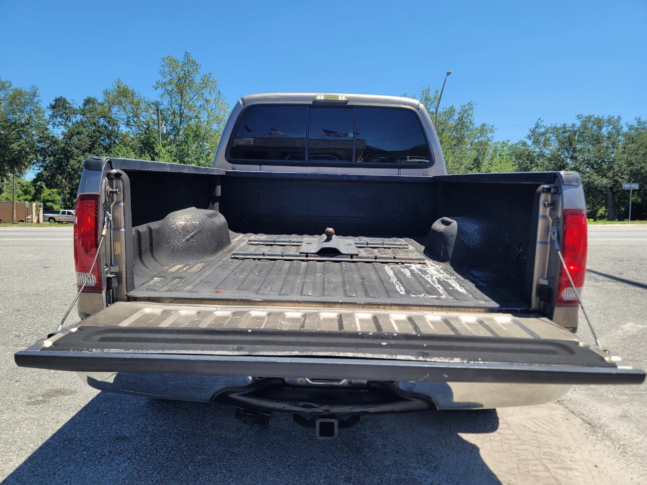 Ford F-250 SD Lariat Crew Cab Long Bed 4WD 2003