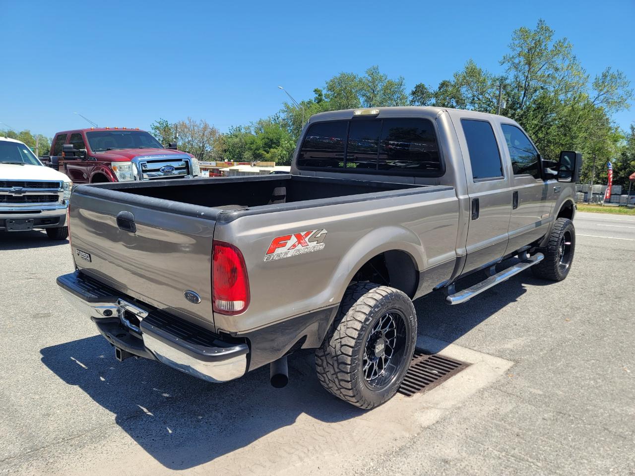 Ford F-250 SD Lariat Crew Cab Long Bed 4WD 2003