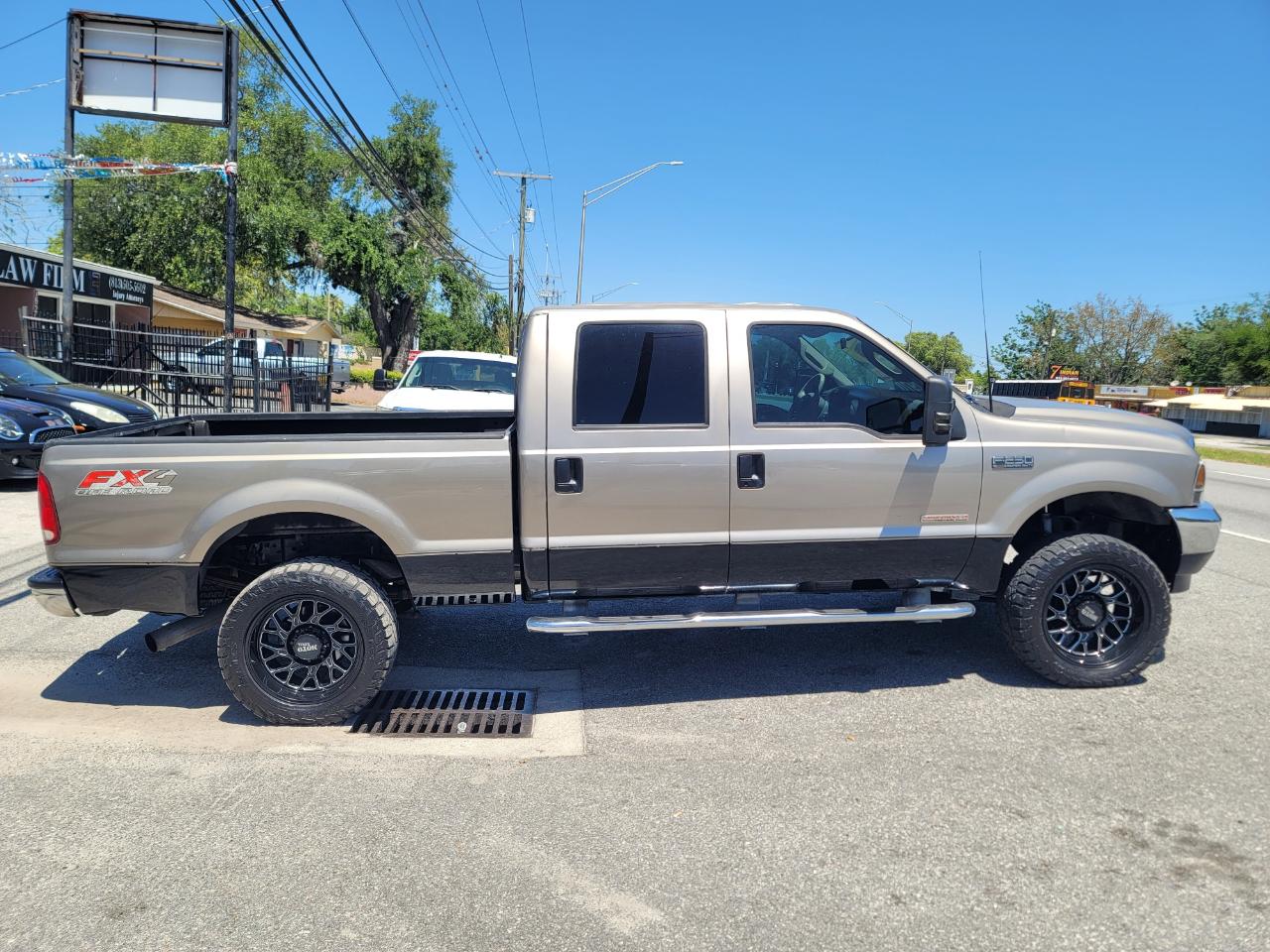 Ford F-250 SD Lariat Crew Cab Long Bed 4WD 2003
