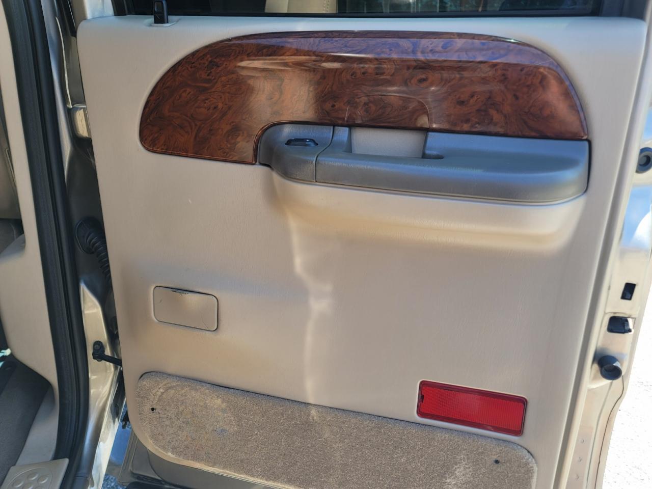 Ford F-250 SD Lariat Crew Cab Long Bed 4WD 2003