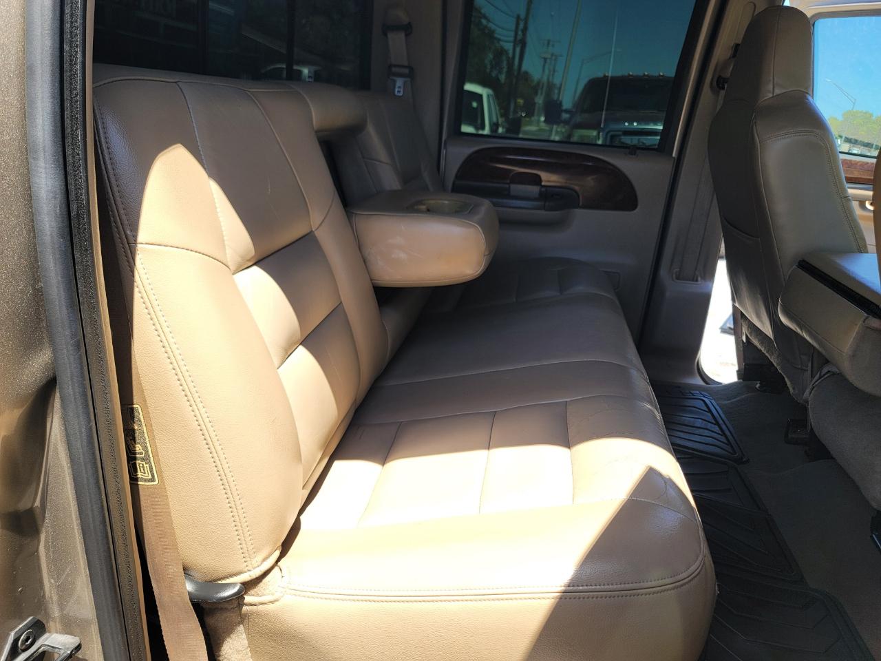 Ford F-250 SD Lariat Crew Cab Long Bed 4WD 2003