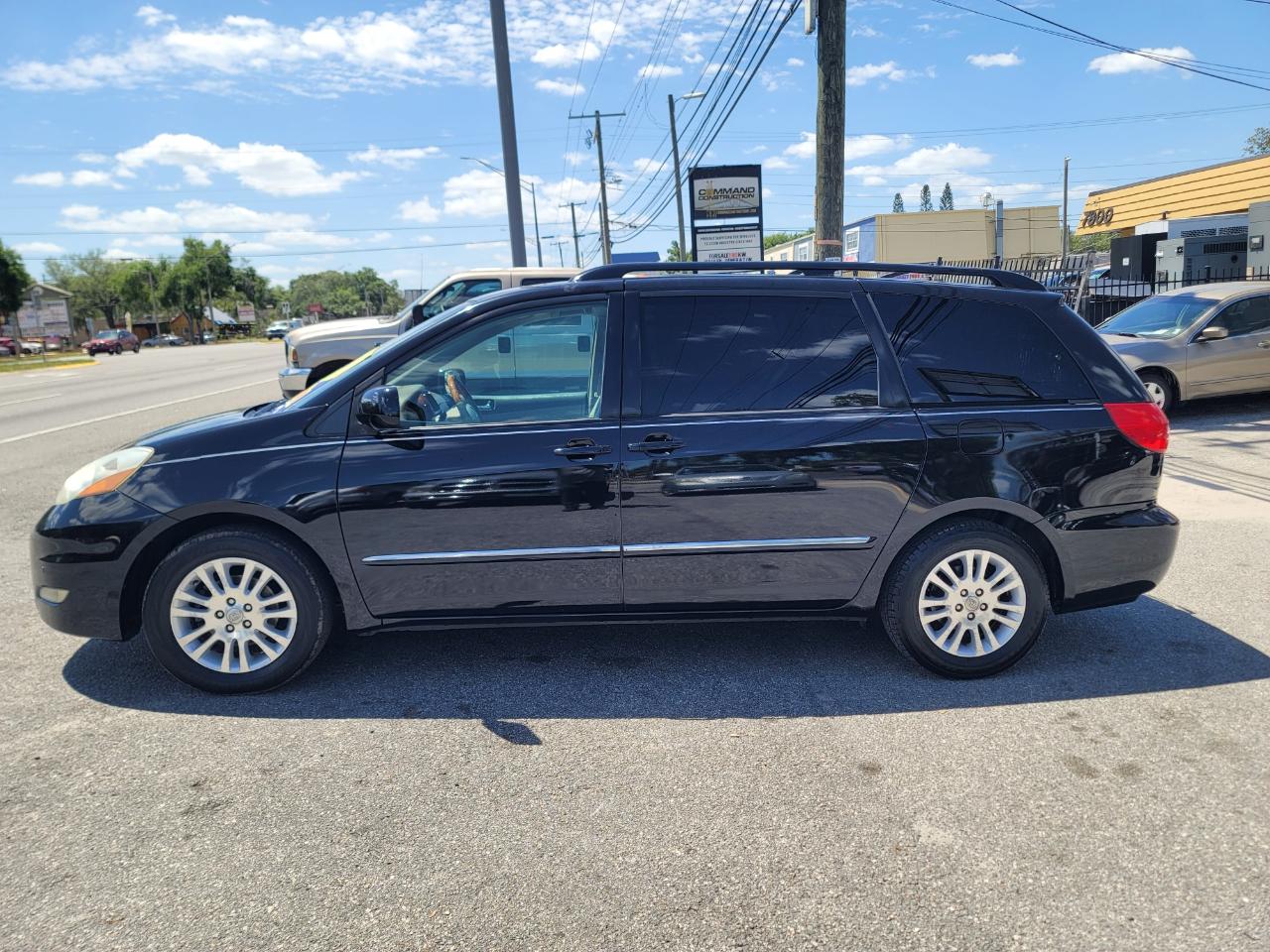 Toyota Sienna XLE Limited 7-Passenger 2008