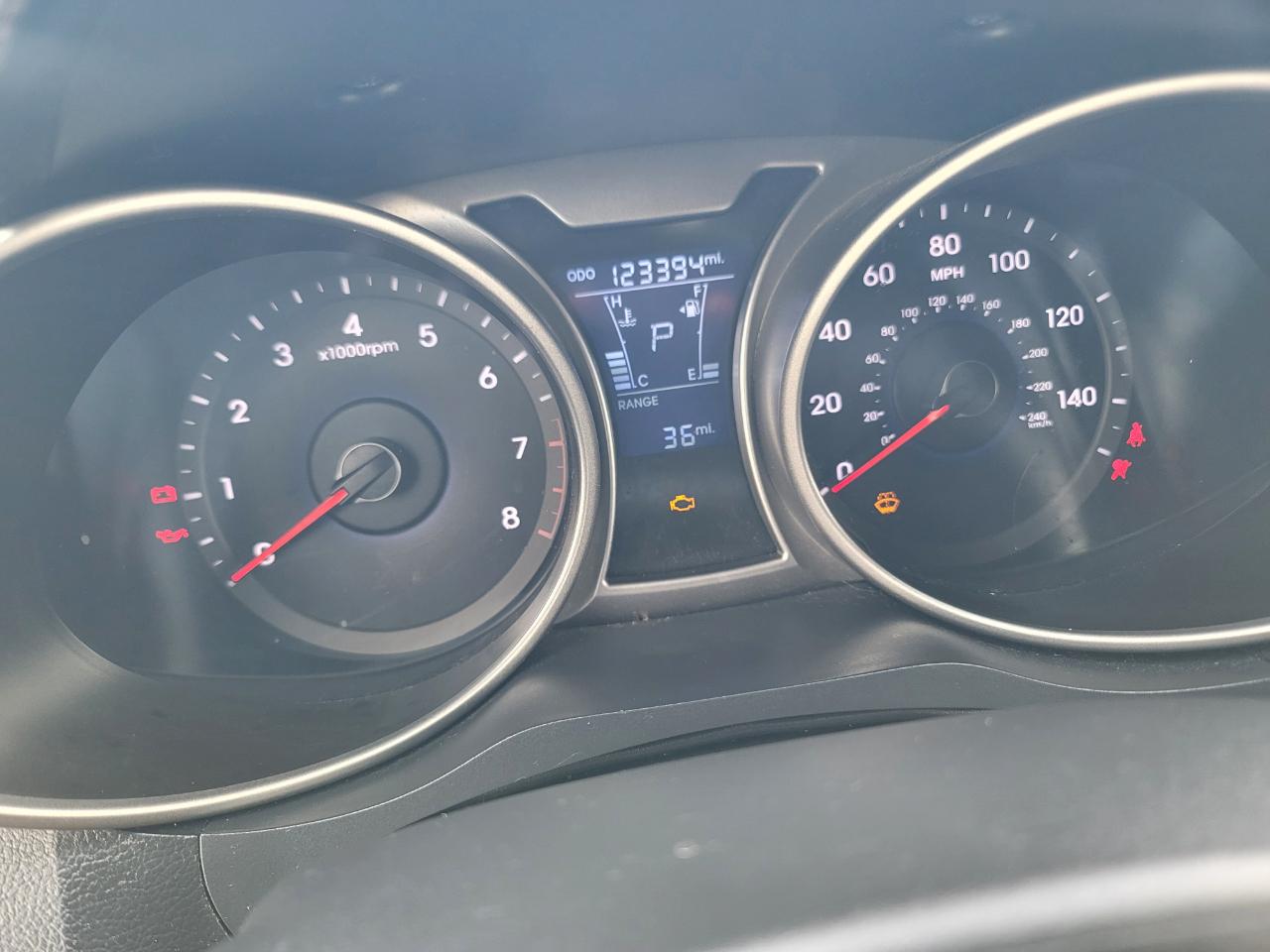 Hyundai Veloster Base 3D Coupe 2016