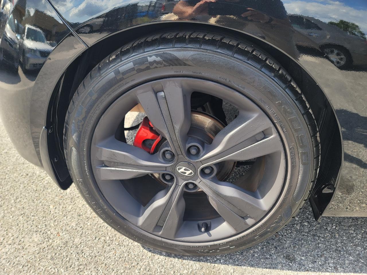 Hyundai Veloster Base 3D Coupe 2016