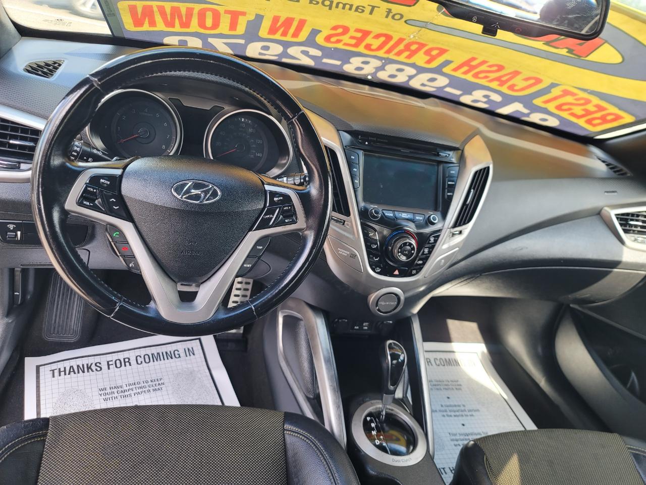 Hyundai Veloster Base 3D Coupe 2016