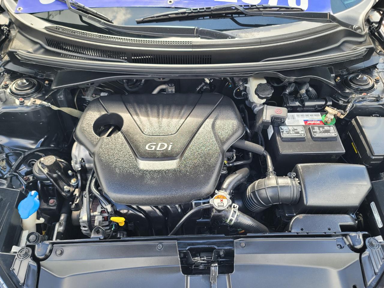 Hyundai Veloster Base 3D Coupe 2016