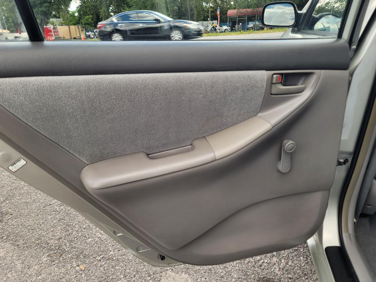 Toyota Corolla CE 2003