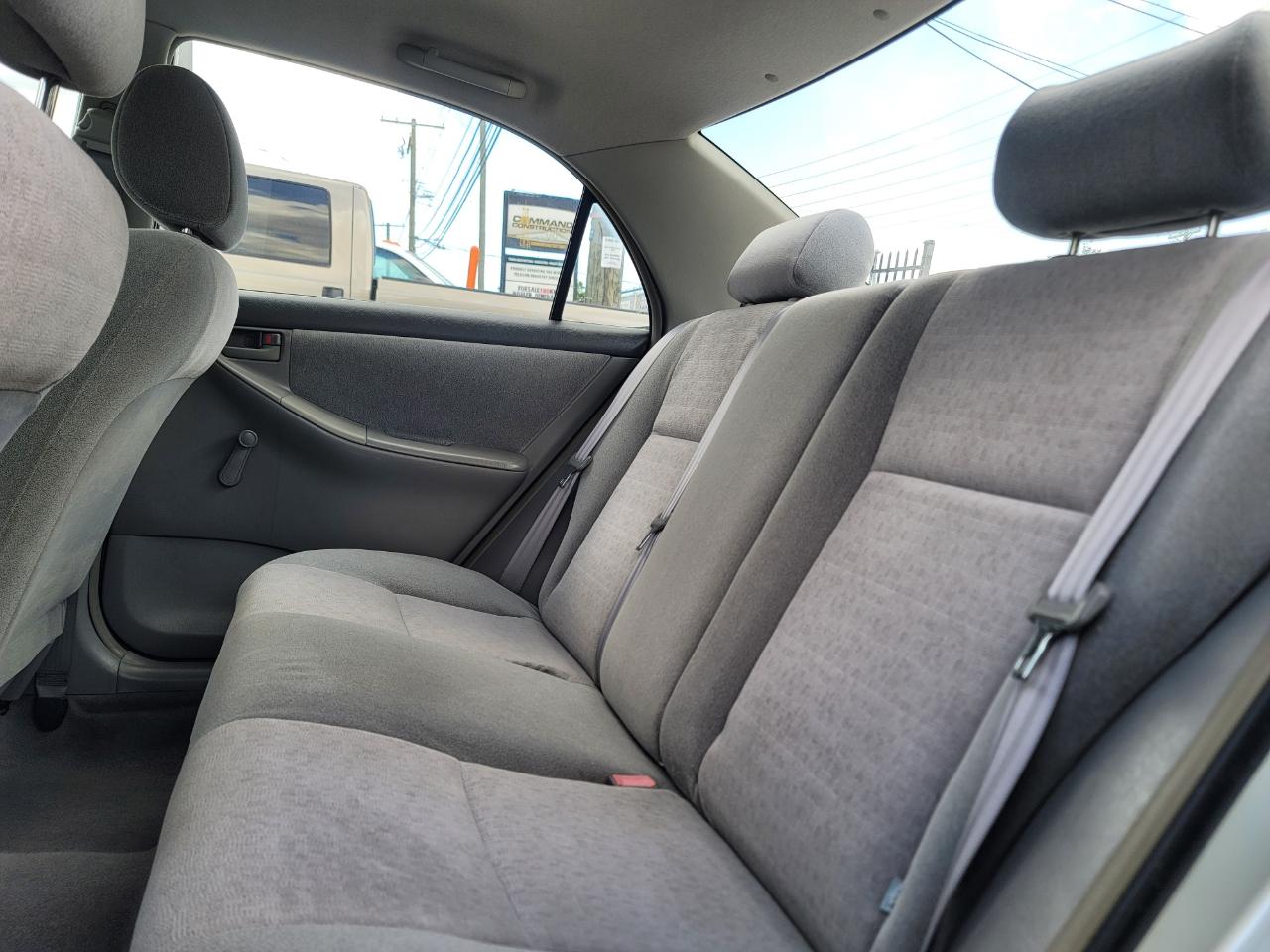 Toyota Corolla CE 2003