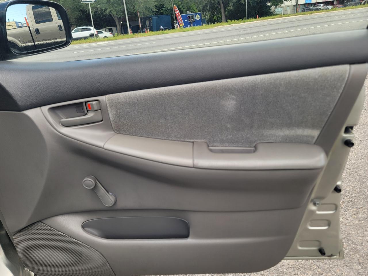 Toyota Corolla CE 2003