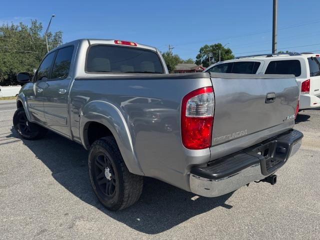 Toyota Tundra SR5 Double Cab 4WD 2005