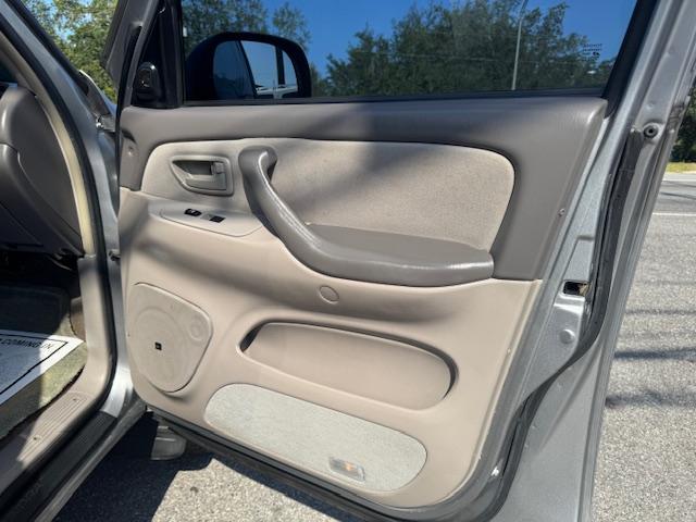 Toyota Tundra SR5 Double Cab 4WD 2005