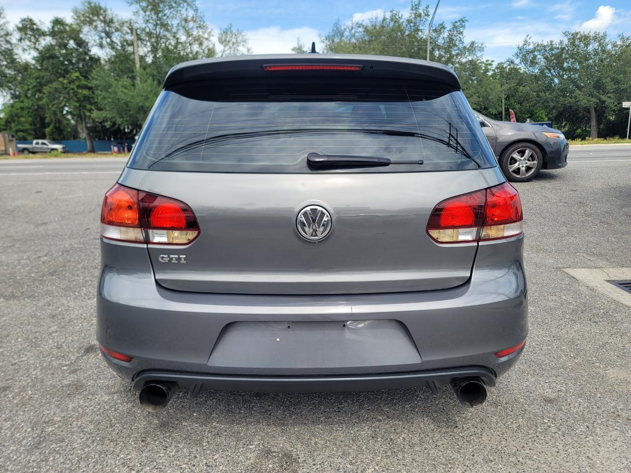Volkswagen GTI 2-door 2013