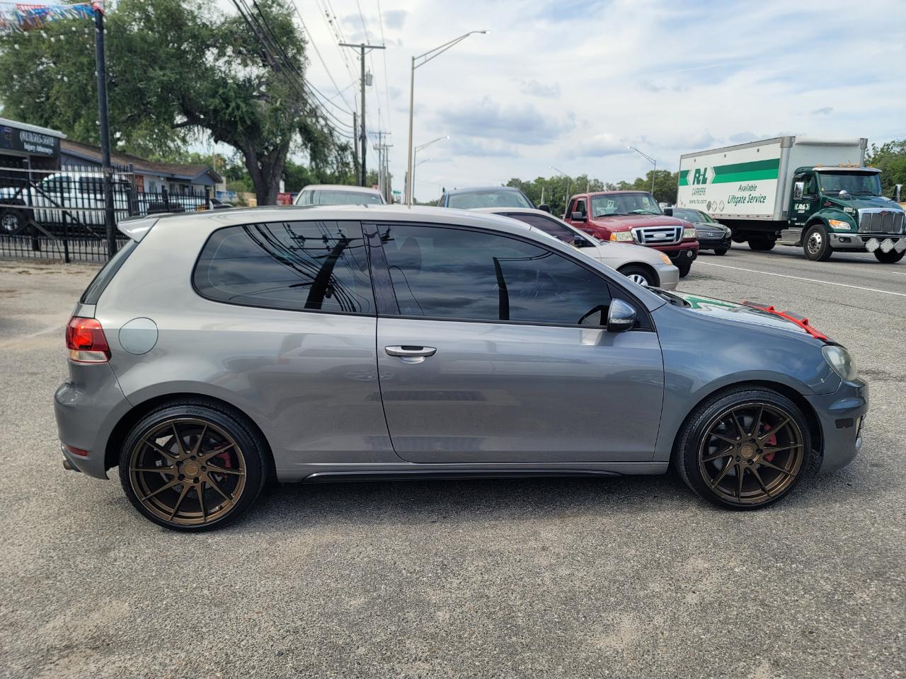 Volkswagen GTI 2-door 2013