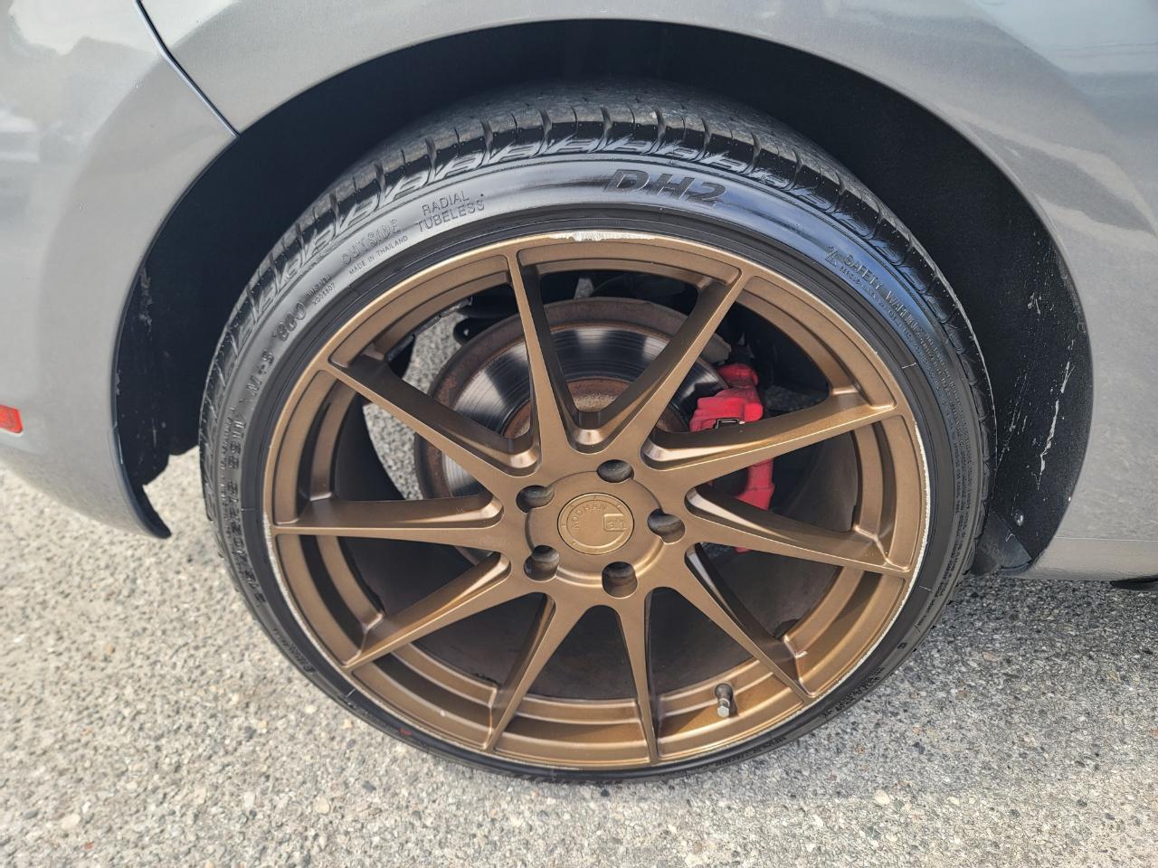 Volkswagen GTI 2-door 2013
