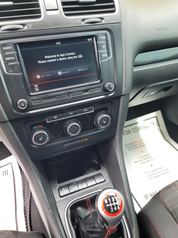 Volkswagen GTI 2-door 2013