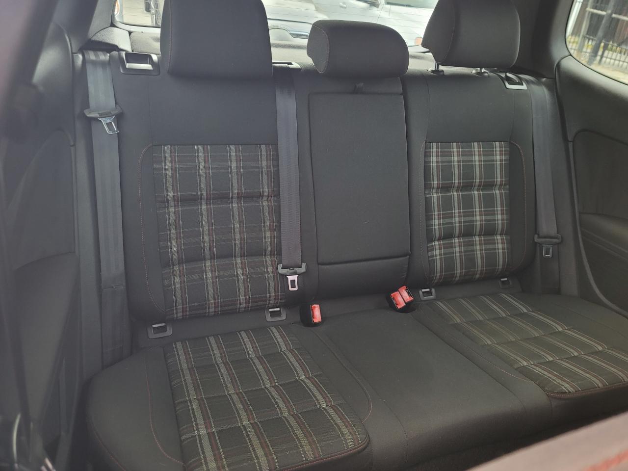 Volkswagen GTI 2-door 2013