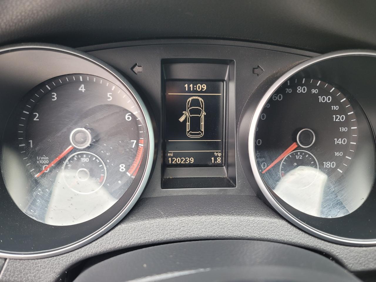 Volkswagen GTI 2-door 2013