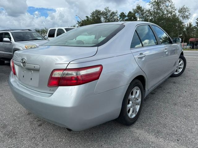 Toyota Camry LE 5-Spd AT 2007