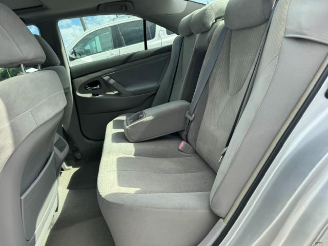 Toyota Camry LE 5-Spd AT 2007