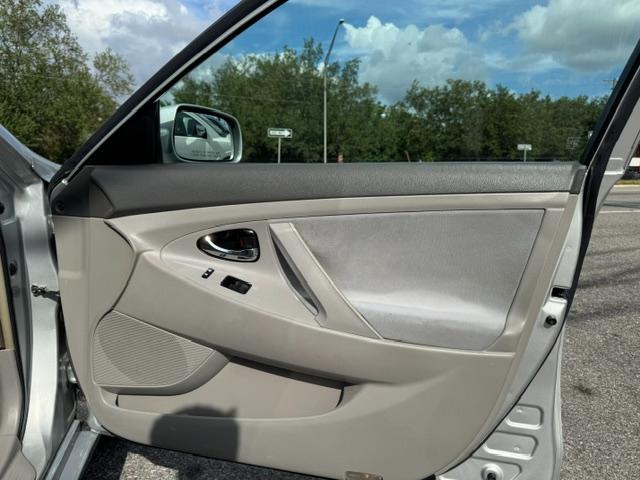 Toyota Camry LE 5-Spd AT 2007