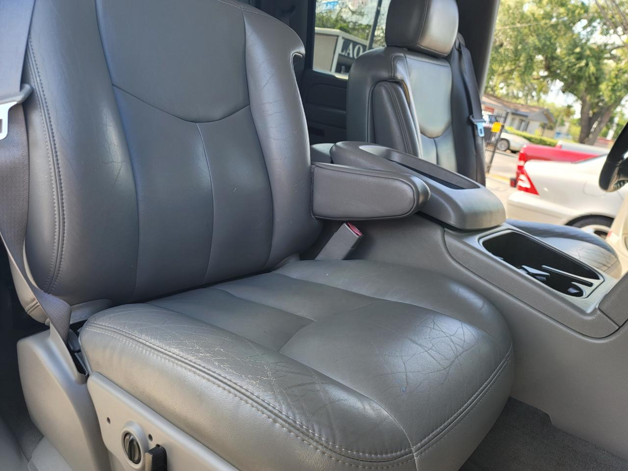 Chevrolet Avalanche 1500 2WD 2006