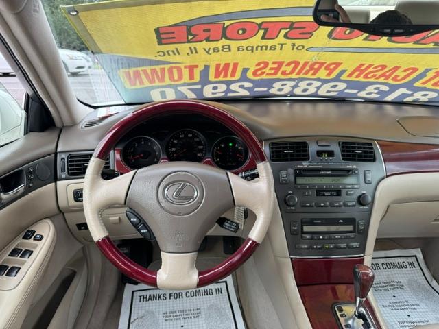Lexus ES 300 Luxury Sport Sdn 4dr Sdn 2003