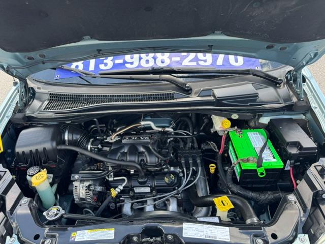 Chrysler Town & Country LX 2008