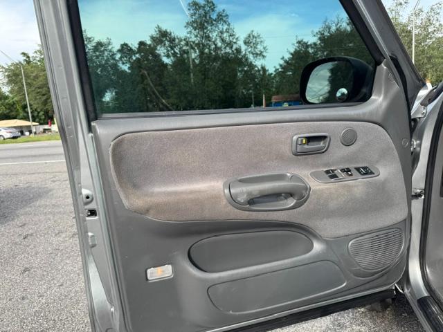 Toyota Tundra SR5 Access Cab 2WD 2003