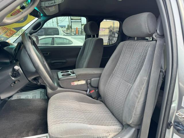 Toyota Tundra SR5 Access Cab 2WD 2003