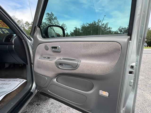 Toyota Tundra SR5 Access Cab 2WD 2003