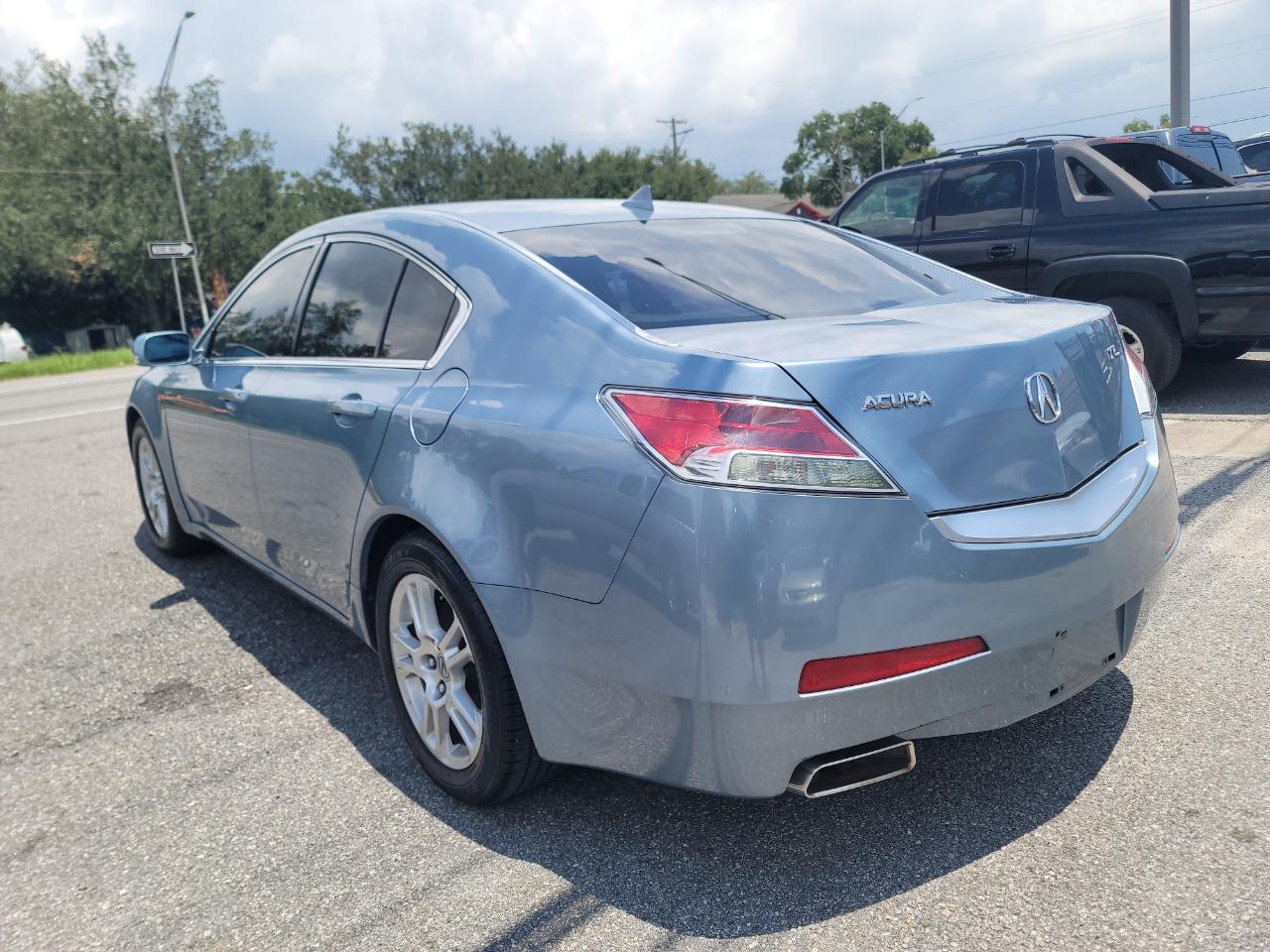 Acura TL 5-Speed AT 2009