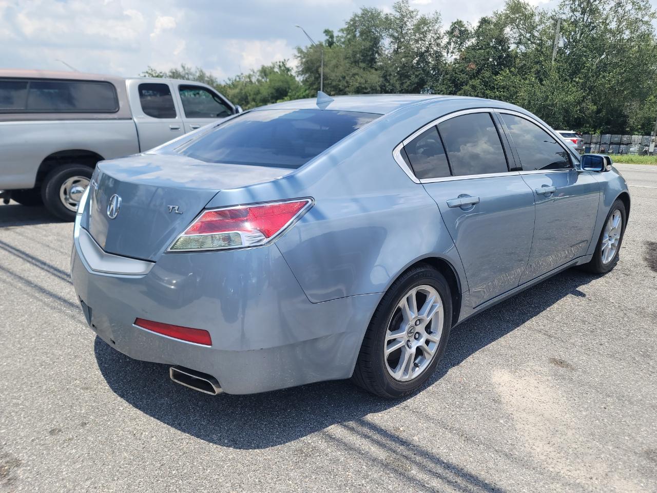 Acura TL 5-Speed AT 2009