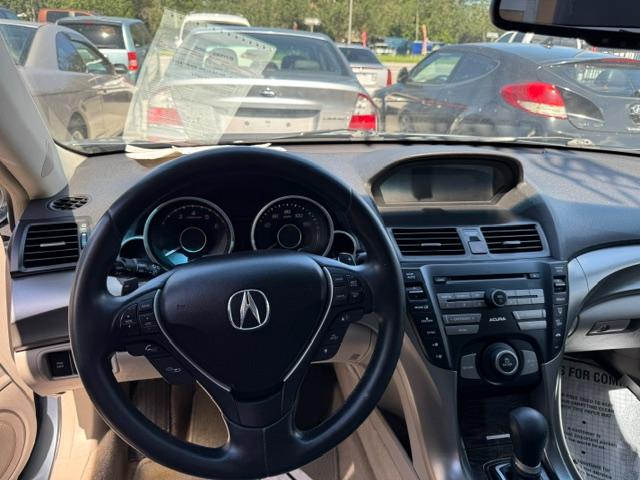 Acura TL 5-Speed AT 2009
