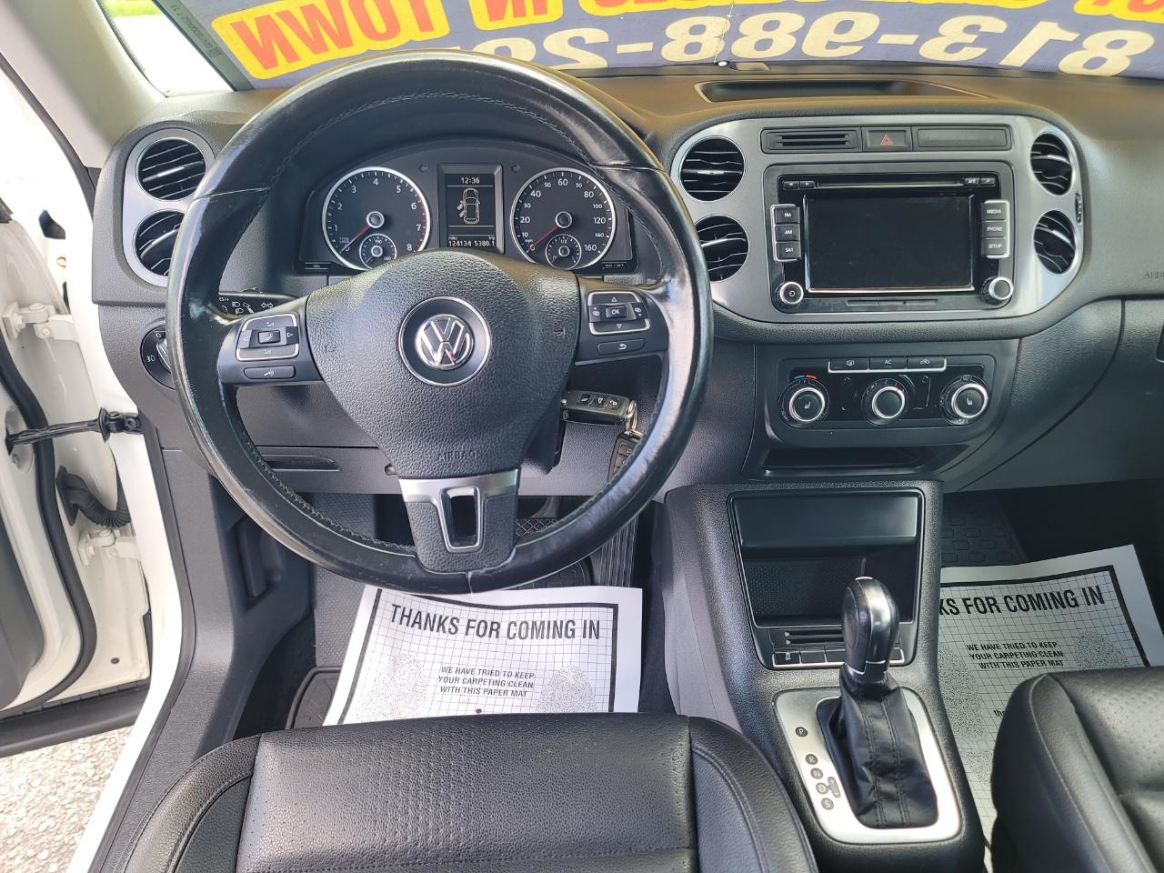 Volkswagen Tiguan SE 2012