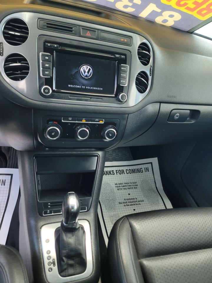 Volkswagen Tiguan SE 2012