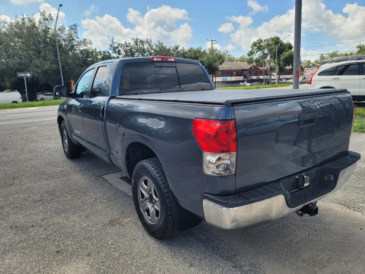 Toyota Tundra SR5 Double Cab 5.7L 4WD 2008