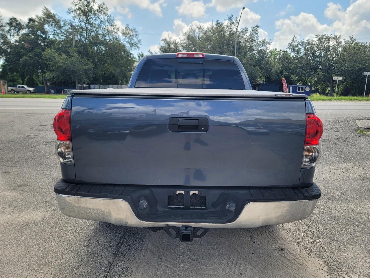 Toyota Tundra SR5 Double Cab 5.7L 4WD 2008