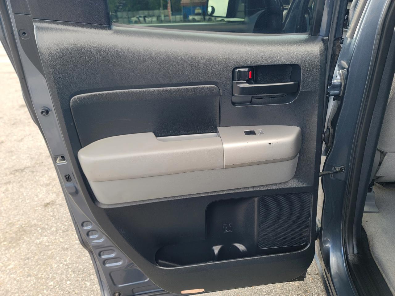 Toyota Tundra SR5 Double Cab 5.7L 4WD 2008
