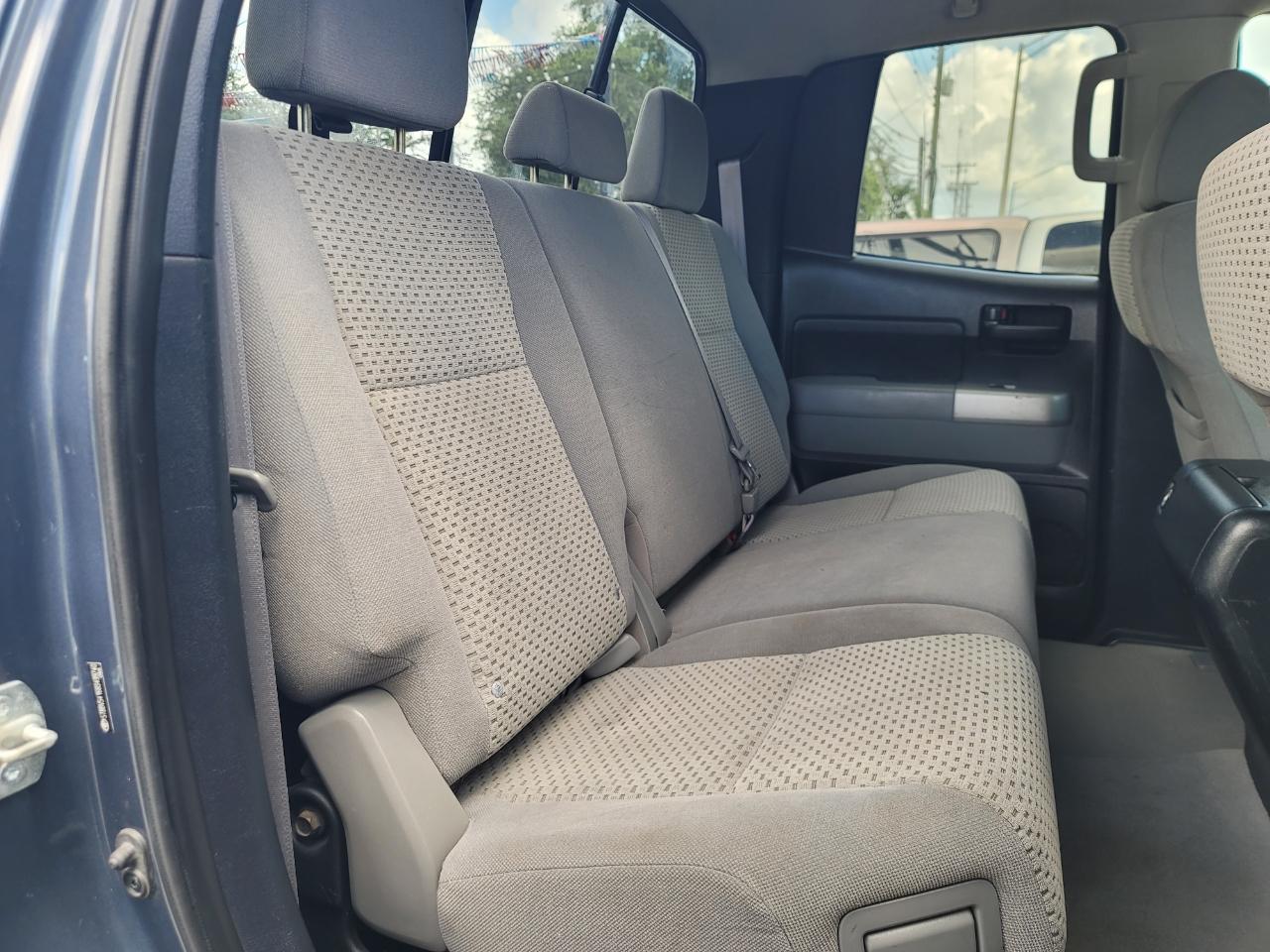 Toyota Tundra SR5 Double Cab 5.7L 4WD 2008