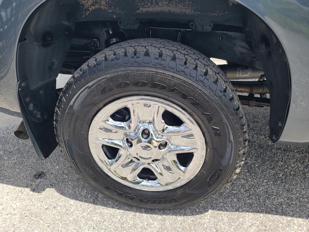 Toyota Tundra SR5 Double Cab 5.7L 4WD 2008