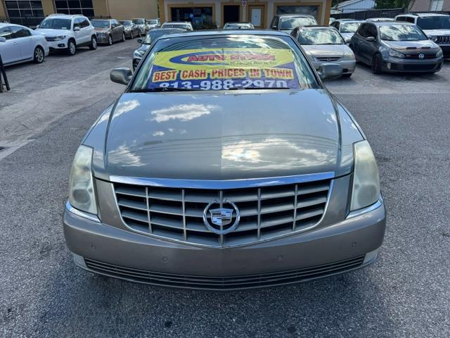 Cadillac DTS Premium w/ Navi 2011