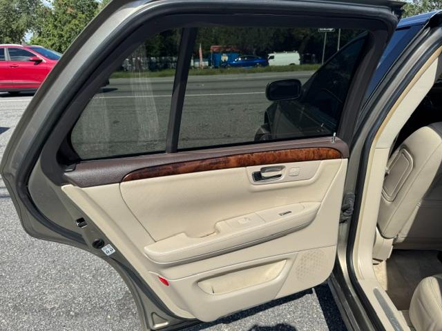 Cadillac DTS Premium w/ Navi 2011