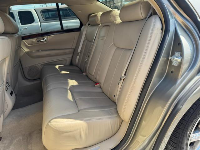 Cadillac DTS Premium w/ Navi 2011
