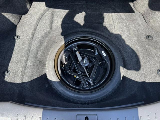Cadillac DTS Premium w/ Navi 2011